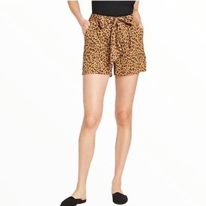 ✨NWOT Leopard Print Tie Waste Shorts